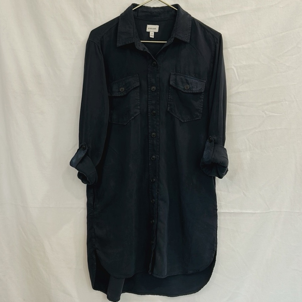 Sneakpeek Navy Button-Up Dress